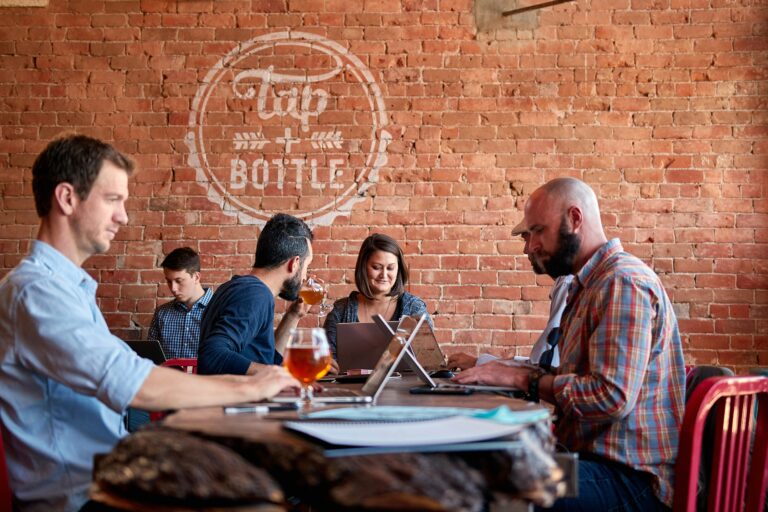 6 Countries Where Americans Are Actually Welcomed with Open Arms