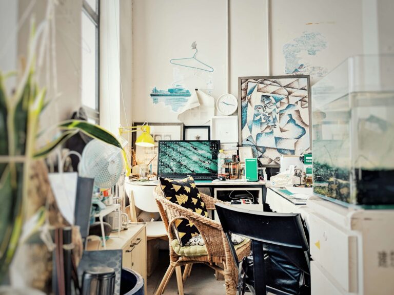 Why Gumroad Works for Creatives in 2025’s Economy